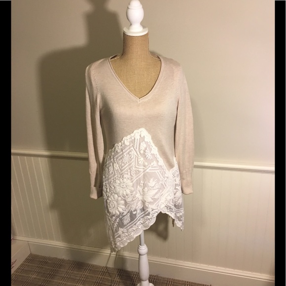 Angel of the North Lace Sweater L - Picture 2 of 10